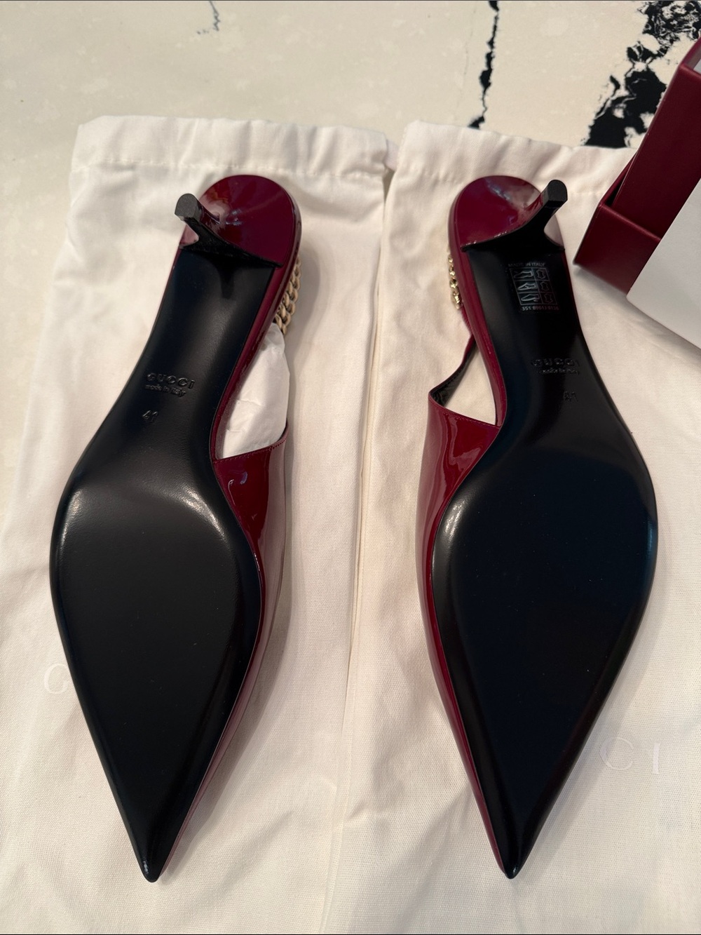 Gucci Burgundy Patent Leather Slingback Mumps with Chain Strap - Picture 2 of 3